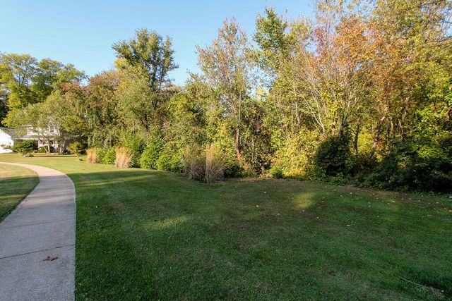 33671 Woodmont Ridge Drive, New Carlisle, IN 46552