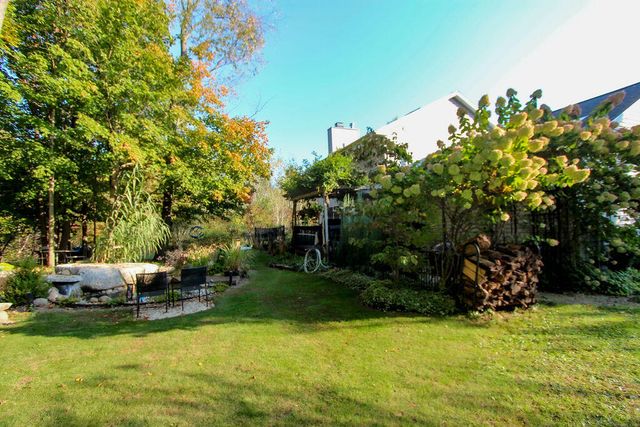 33671 Woodmont Ridge Drive, New Carlisle, IN 46552