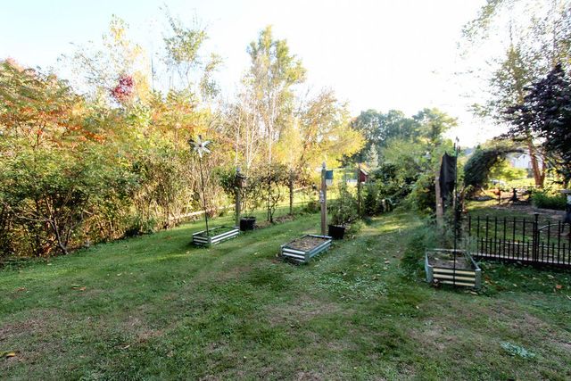 33671 Woodmont Ridge Drive, New Carlisle, IN 46552