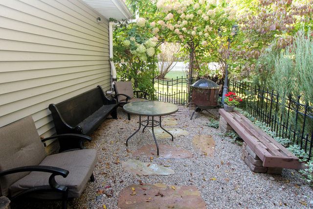 33671 Woodmont Ridge Drive, New Carlisle, IN 46552