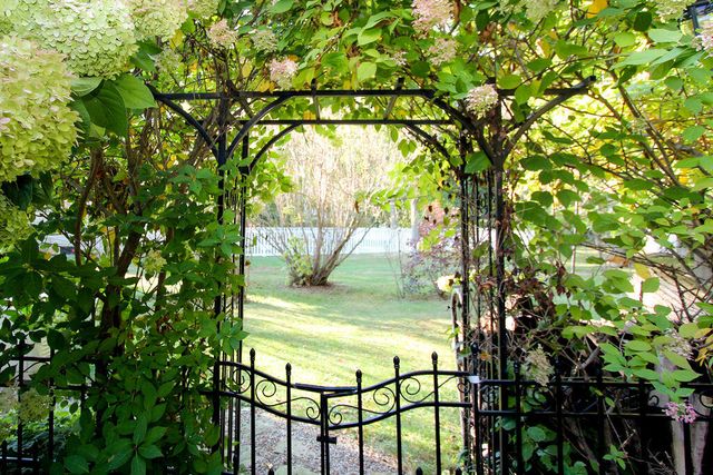 33671 Woodmont Ridge Drive, New Carlisle, IN 46552