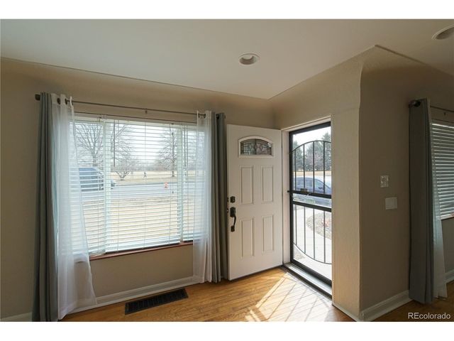 2501 Quebec St, Denver, CO 80207