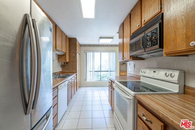 4210 Via Arbolada 220, Los Angeles, CA 90042