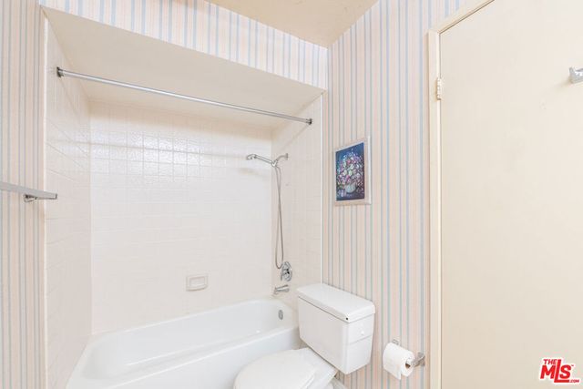 4210 Via Arbolada 220, Los Angeles, CA 90042