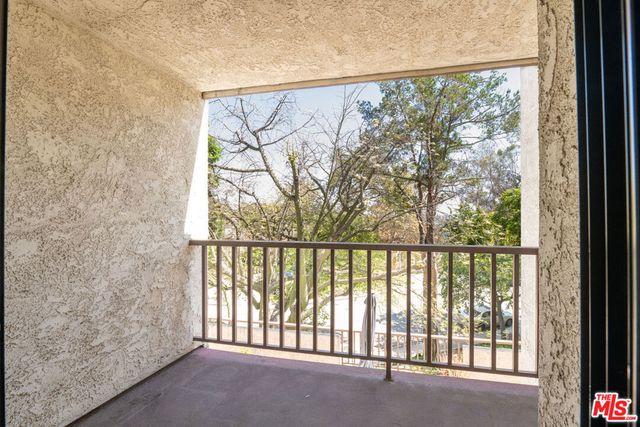 4210 Via Arbolada 220, Los Angeles, CA 90042