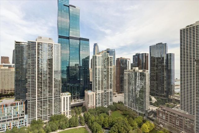 360 E Randolph Street 3205, Chicago, IL 60601
