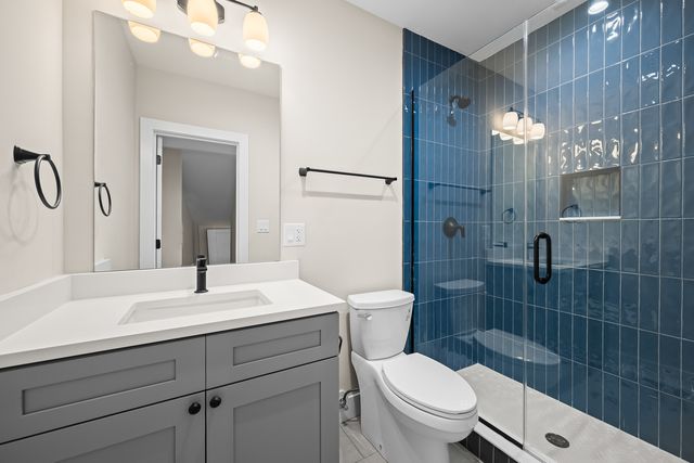 819 S Highland Avenue, Arlington Heights, IL 60005