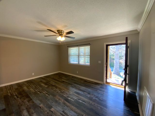 5439 Long Hollow Road, Rock Spring, GA 30739