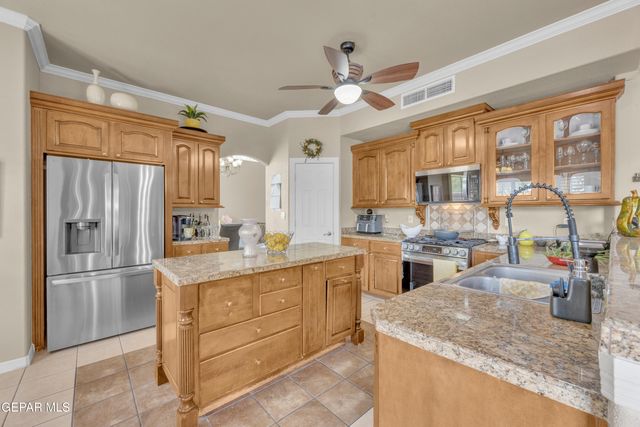 2037 PASEO DEL REY Drive, El Paso, TX 79936