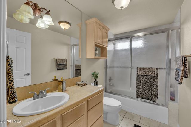 2037 PASEO DEL REY Drive, El Paso, TX 79936