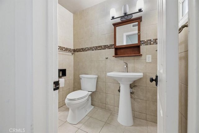 11514 Mollyknoll, Whittier, CA 90604