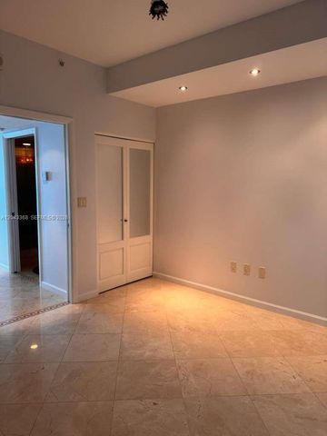 5025 Collins Avenue 1602, Miami Beach, FL 33140