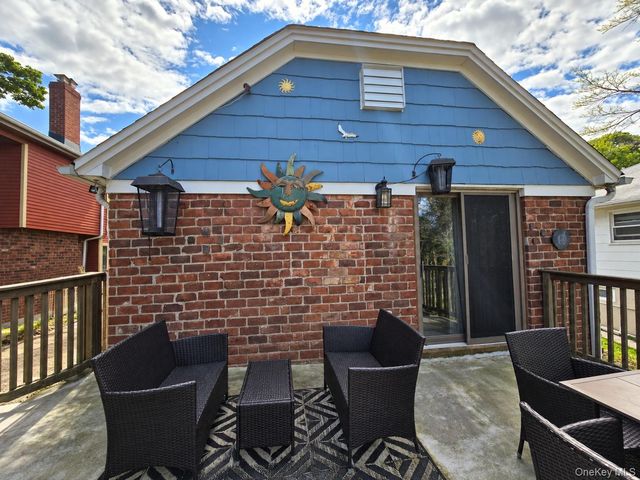 37 Marino Avenue, Port Washington, NY 11050