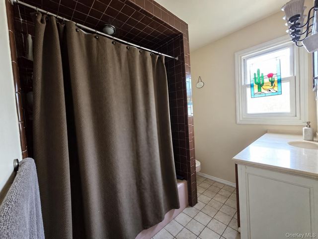 37 Marino Avenue, Port Washington, NY 11050