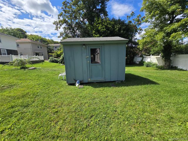 37 Marino Avenue, Port Washington, NY 11050