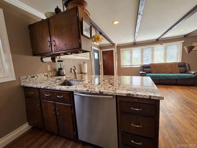 37 Marino Avenue, Port Washington, NY 11050