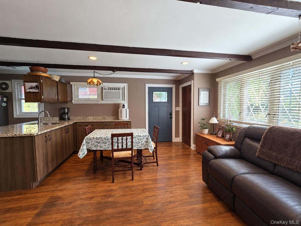 37 Marino Avenue, Port Washington, NY 11050 — photo 4