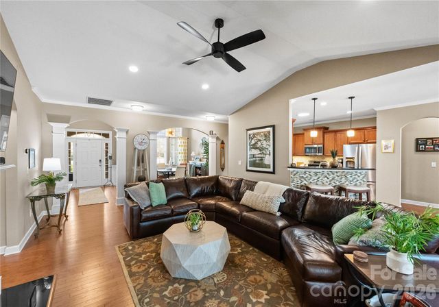 596 Rosemary Lane, Tega Cay, SC 29708