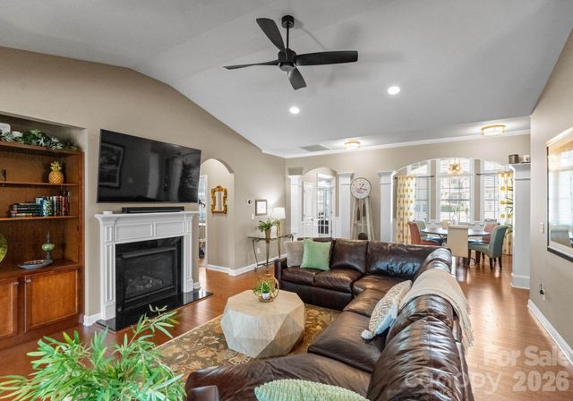 596 Rosemary Lane, Tega Cay, SC 29708