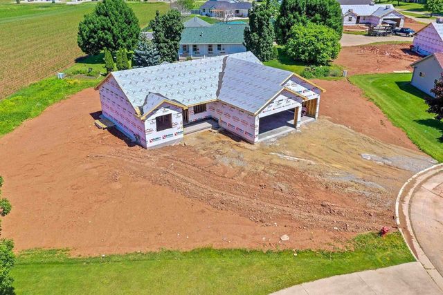 535 DOGWOOD COURT, New London, WI 54961