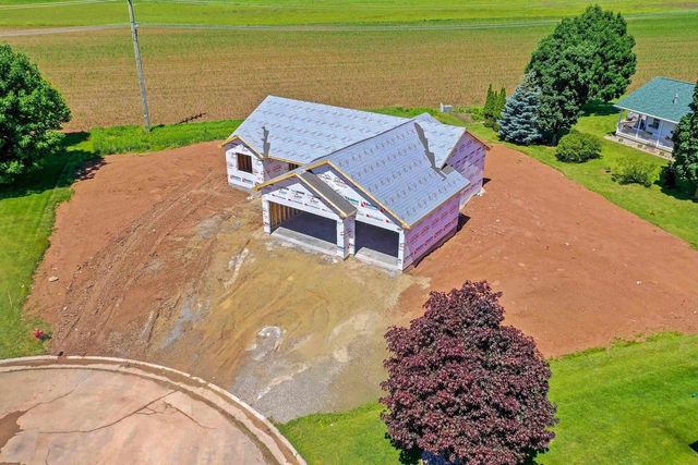535 DOGWOOD COURT, New London, WI 54961