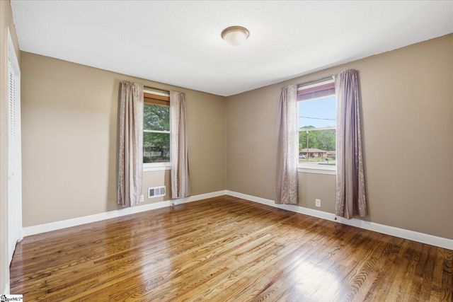 114 Cherrylane Drive, Greenville, SC 29617