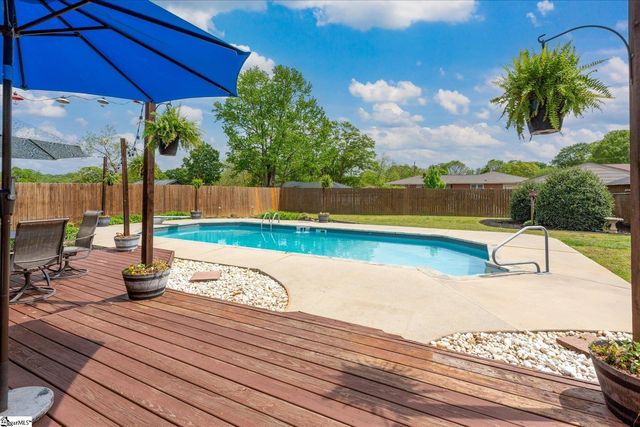 114 Cherrylane Drive, Greenville, SC 29617