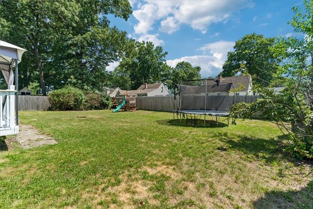 64 Guilford Drive, Warwick, RI 02886