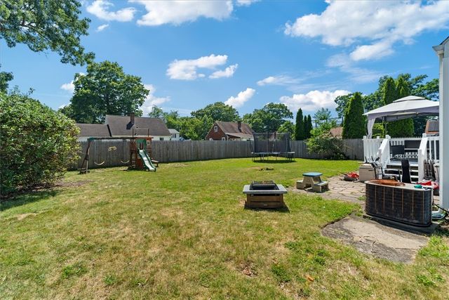 64 Guilford Drive, Warwick, RI 02886