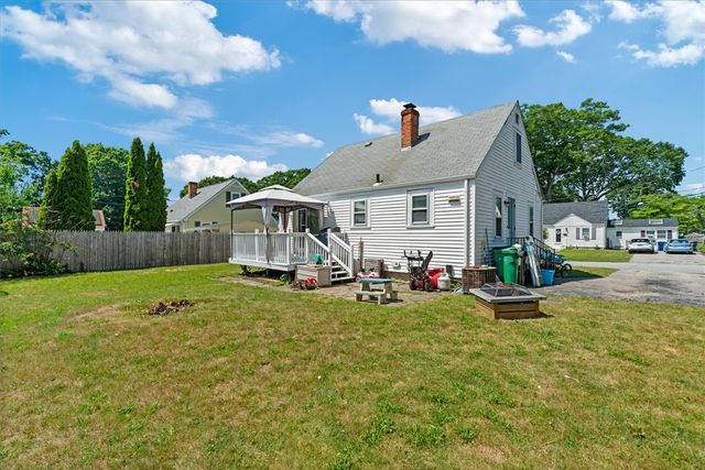 64 Guilford Drive, Warwick, RI 02886