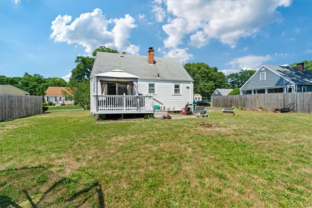 64 Guilford Drive, Warwick, RI 02886