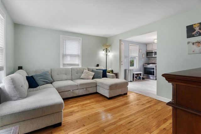 64 Guilford Drive, Warwick, RI 02886
