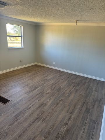 320 Vz County Road 3814, Wills Point, TX 75169