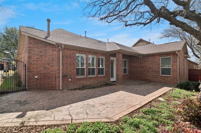 6411 Tuscany Park Drive, Arlington, TX 76016