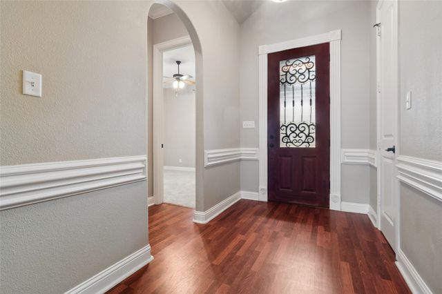 6411 Tuscany Park Drive, Arlington, TX 76016