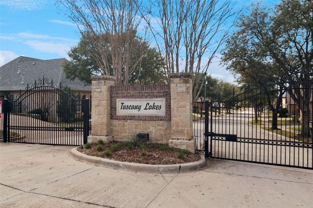 6411 Tuscany Park Drive, Arlington, TX 76016