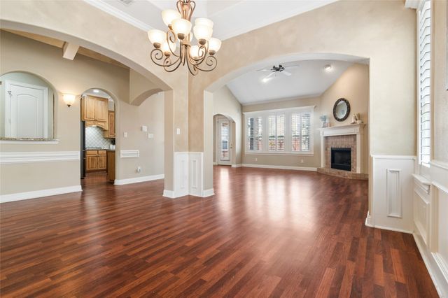 6411 Tuscany Park Drive, Arlington, TX 76016