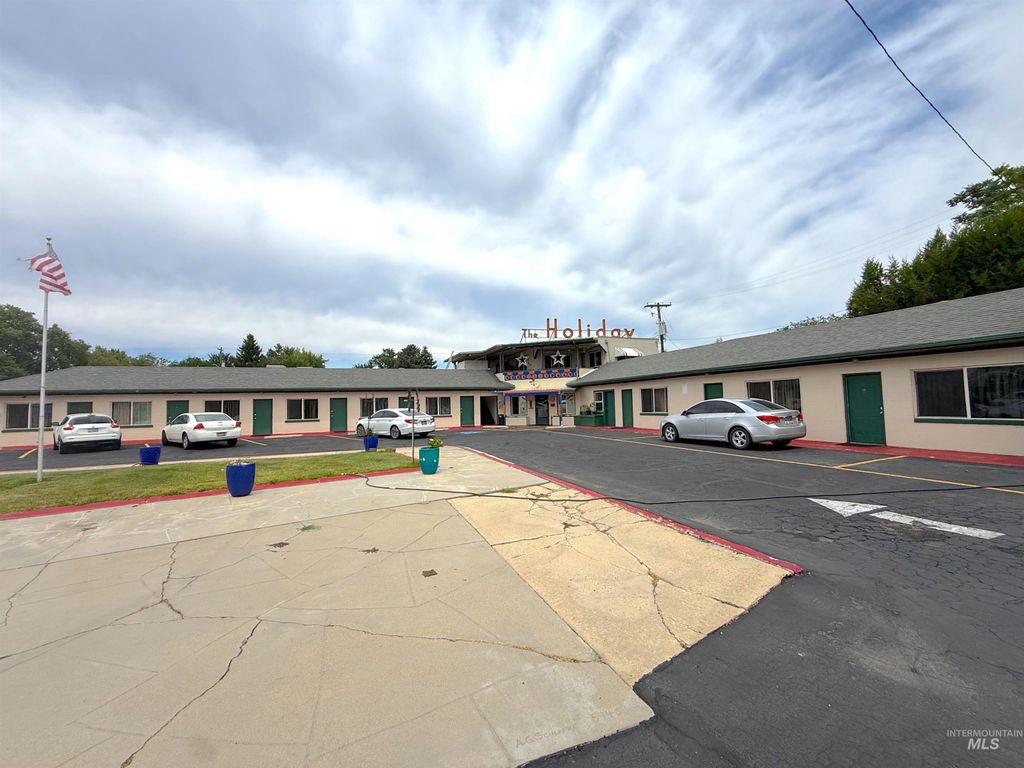 5416 W Fairview Ave, Boise, ID 83706 photo 4