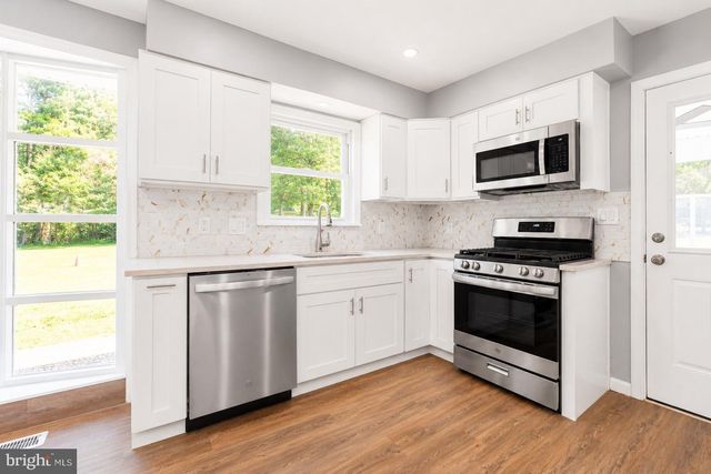15 HOLLY TER, Bridgeton, NJ 08302