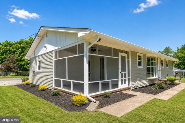15 HOLLY TER, Bridgeton, NJ 08302