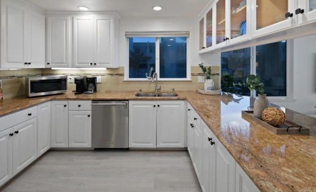 1602 S PACFIC Street 100, Oceanside, CA 92054