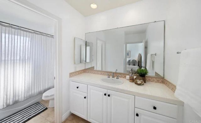 1602 S PACFIC Street 100, Oceanside, CA 92054