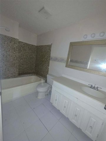 4551 WEBBER STREET, Sarasota, FL 34232