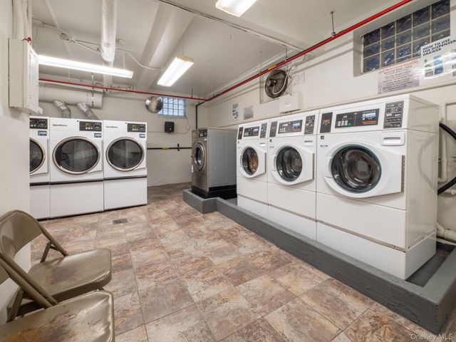 15010 71st Avenue 3F, Kew Garden Hills, NY 11367