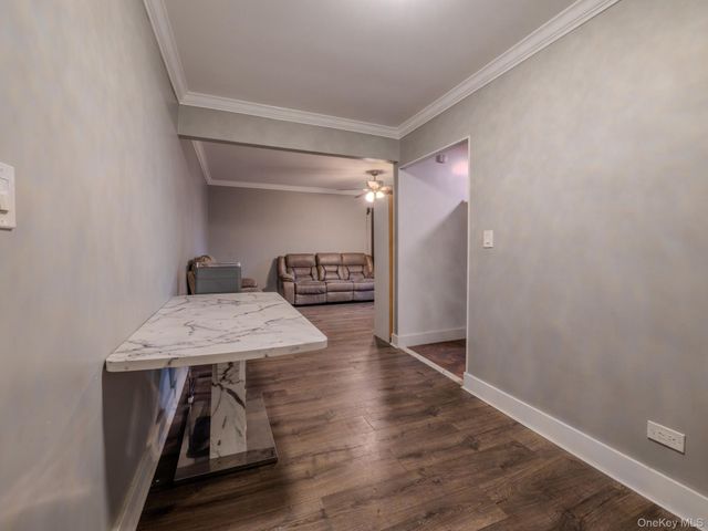 15010 71st Avenue 3F, Kew Garden Hills, NY 11367