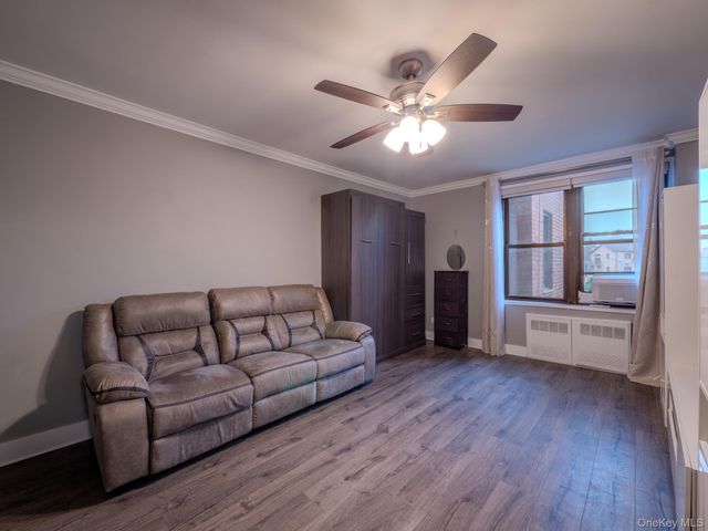 15010 71st Avenue 3F, Kew Garden Hills, NY 11367