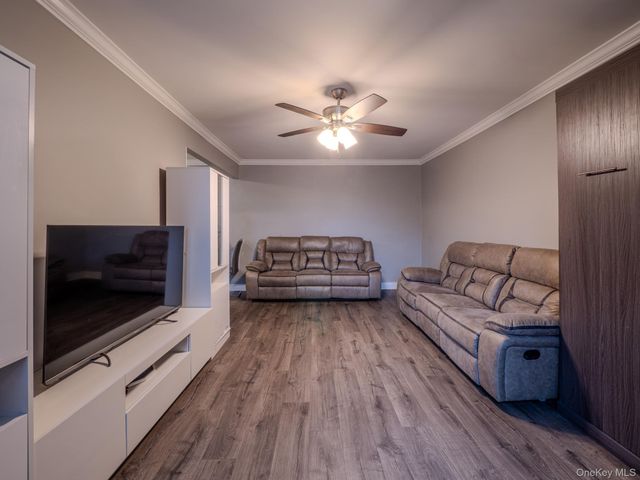 15010 71st Avenue 3F, Kew Garden Hills, NY 11367