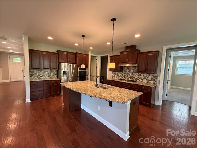 10403 Drake Hill Drive, Huntersville, NC 28078