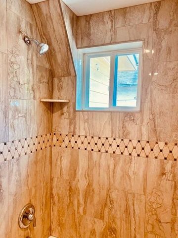 1602 Henninger Street, Houston, TX 77023