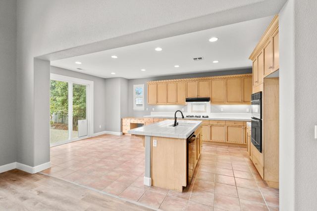 4064 Borders Dr, El Dorado Hills, CA 95762